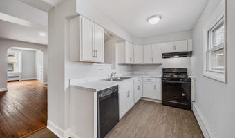 213 DAWSON St, Philadelphia, PA 19128