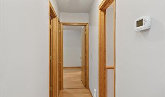 14242 Glencove Trl, Apple Valley, MN 55124