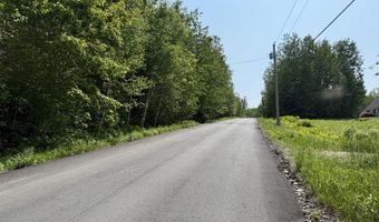 15 Bowling Green Ln, Belfast, ME 04915