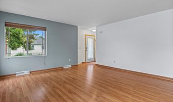 562 Lexington Dr, Oregon, WI 53575