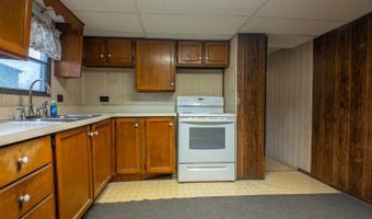 951 Aa Hwy, Alton, MO 65606