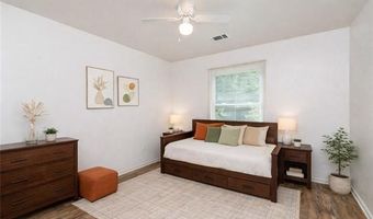 1529 AVENUE E, Bogalusa, LA 70427