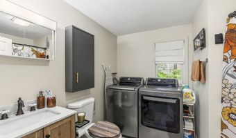 62 Pine Hill Dr, Bath, ME 04530