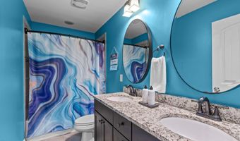 2716 Lake Waccamaw Trl, Apex, NC 27502
