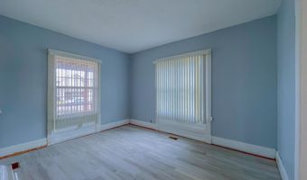 825 N 7th St, Arkansas City, KS 67005