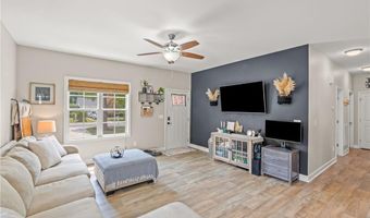 724 Sherwood Rd, Asheboro, NC 27205
