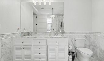 110 State St, Bay St. Louis, MS 39520