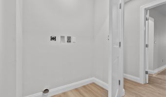 50 Greenhouse Rd 42D, Bridgeport, CT 06606