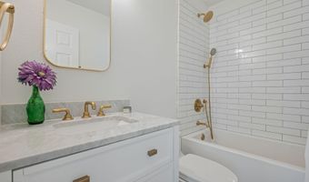 5677 Slicers Cir, Agoura Hills, CA 91301