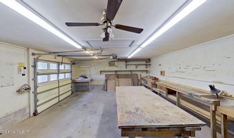 512 Raymond Dr, Arapahoe, NC 28510
