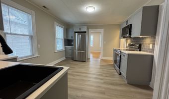 22 Dwight St 2Nd Fl, Ansonia, CT 06401