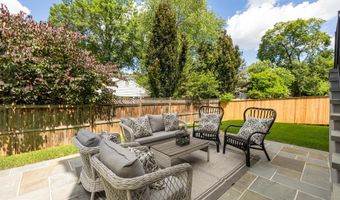 8613 MELWOOD Rd, Bethesda, MD 20817