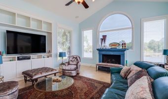 2001 Claudette Ct, Biloxi, MS 39531