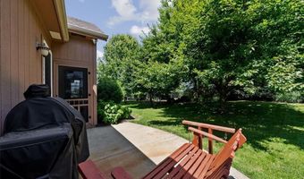 6989 141st St, Basehor, KS 66007