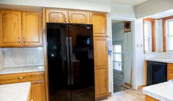 15708 Goddard Rd, Allen Park, MI 48101