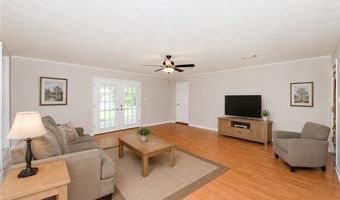 928 S DOGWOOD Dr, Bogalusa, LA 70427