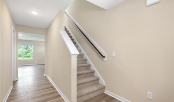 97 Coachman Ln, Autryville, NC 28318