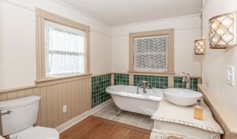 2149 7, Aurora, OR 97002