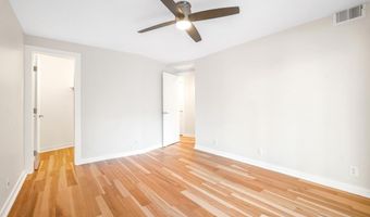 5904 MOUNT EAGLE Dr 108B, Alexandria, VA 22303
