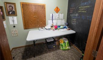 22598 700th Ave, Albert Lea, MN 56007