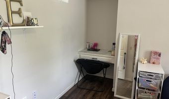 829 Rosemary Ave, Aurora, MO 65605