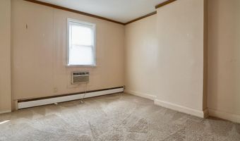 49 E 33RD St, Bayonne, NJ 07002