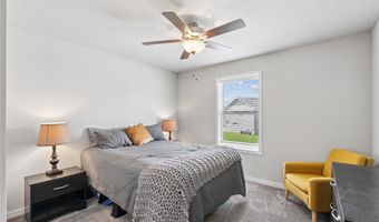 1235 NW 33rd Ln, Ankeny, IA 50023