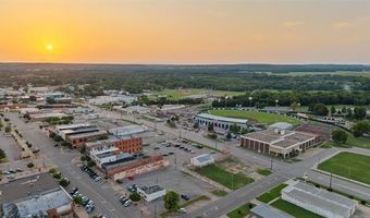100 SE Dewey Ave, Bartlesville, OK 74003