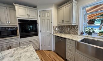 24211 S SCHUEBEL SCHOOL Rd, Beavercreek, OR 97004