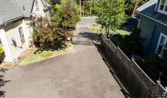143 Granite St, Ashland, OR 97520