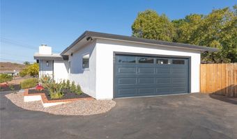 1060 Hamilton Ln, Escondido, CA 92029