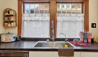 510 S Clinton St, Albion, MI 49224