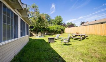 62 Centre Rd, Glocester, RI 02814