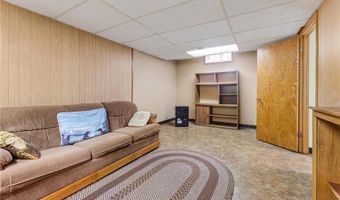 1402 6th St NW, Austin, MN 55912