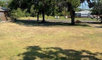 905 W Oak St, Weatherford, TX 76086