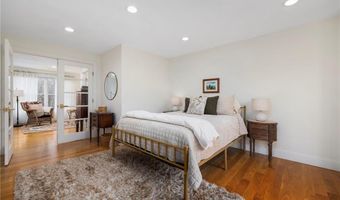 510 Boston Neck Rd, North Kingstown, RI 02852