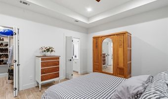 245 Creek Crossing St, Alvord, TX 76225