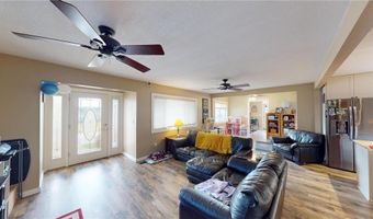 705 Glenview Dr, Albert Lea, MN 56007