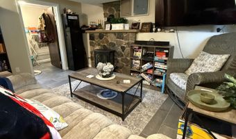 430 SUNSET Dr, Antigo, WI 54409
