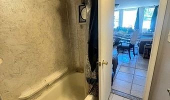 1 Andrea Dr 1B, Alloway, NJ 07462