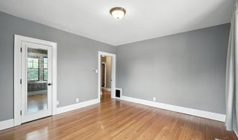 3191 Glenmore Ave, Cincinnati, OH 45211