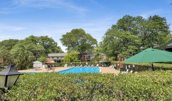 710 E Algonquin Rd J108, Arlington Heights, IL 60005