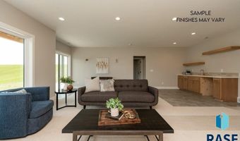 1517 W Autumn Cir, Brandon, SD 57005