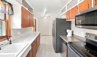 912 S 3rd Ave, Albert Lea, MN 56007