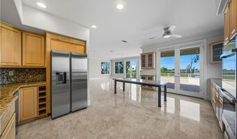 1107 Las Flores Dr, Carlsbad, CA 92008