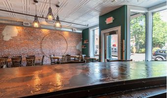 4 High St, Brattleboro, VT 05301