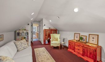 110 Coosaw Club Dr, Beaufort, SC 29907