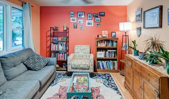 3909 Hynek Rd, Madison, WI 53714