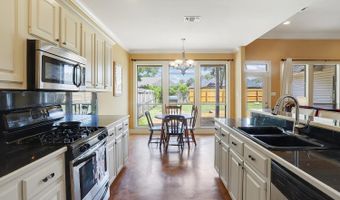 10151 Hillmont Ave, Baton Rouge, LA 70810