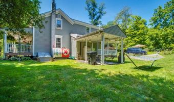 206 Mcpeek Rd, Andover, NJ 07848